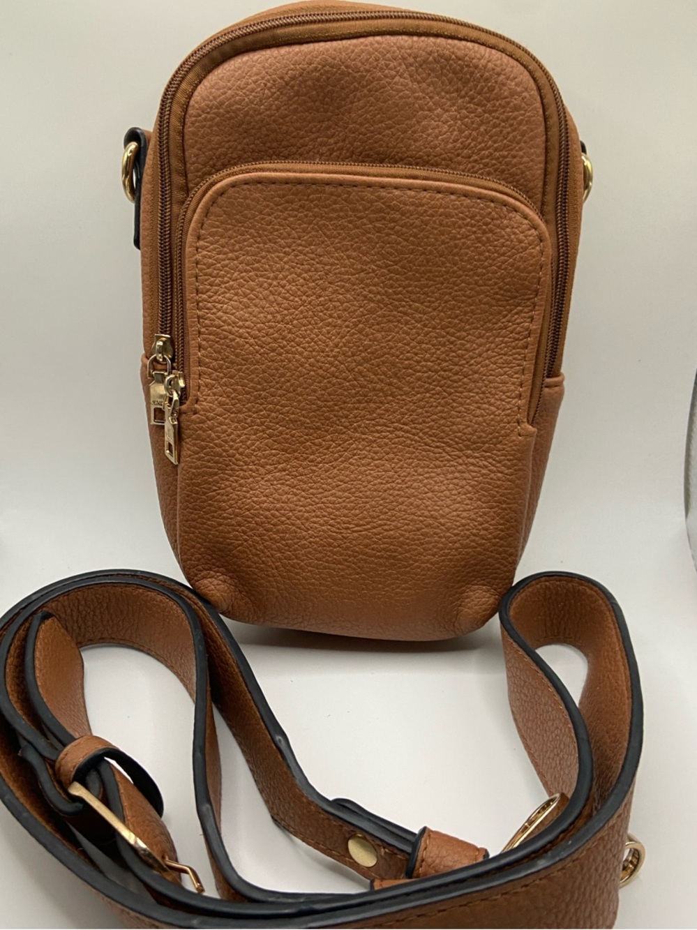 Jen & Co. Compact Pebbled Leather Crossbody Pouch in Warm Tan (TikTok Famous)